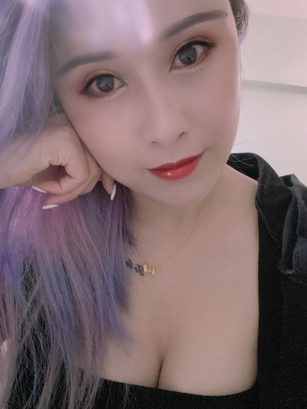 龙华共和莹宝白嫩妹妹 第2张