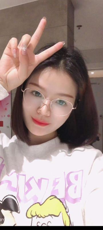 常熟短发小姐姐 第1张