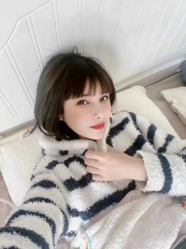 网红脸妹子 第1张