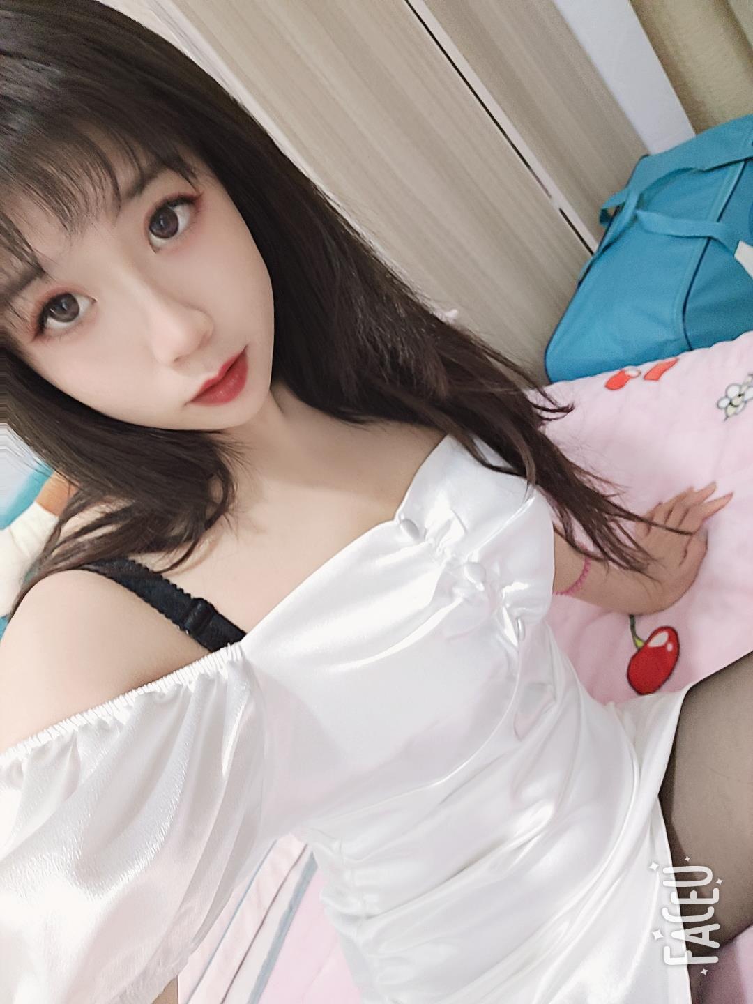 一个秀丽的小姐姐 第1张