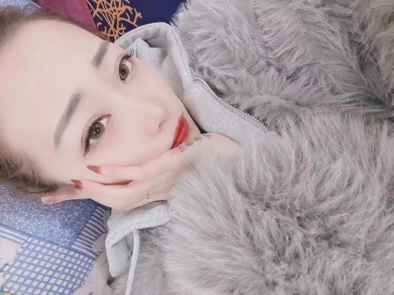 青岛李沧小姐姐 第1张