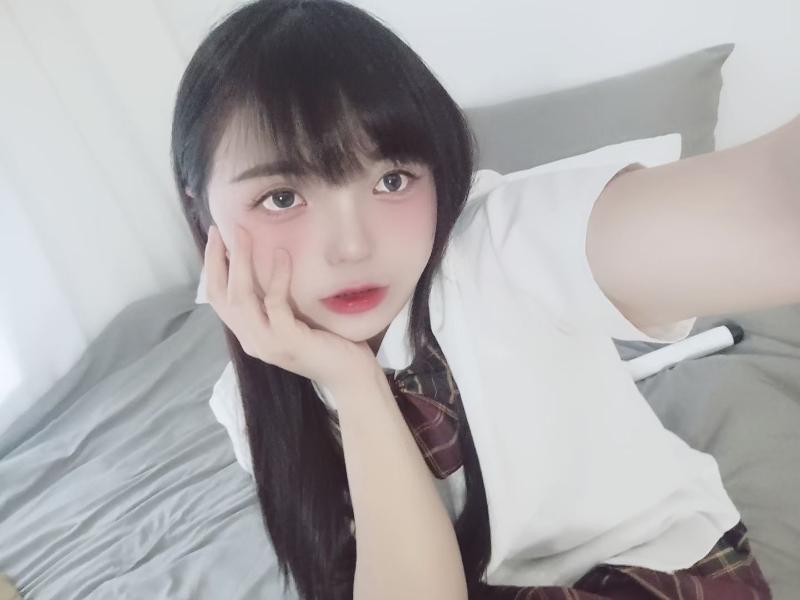 微胖小妹子coser 第4张