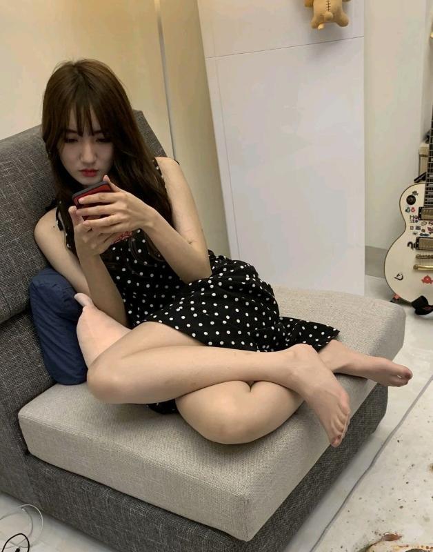 南宁二刷的小姐姐 第1张