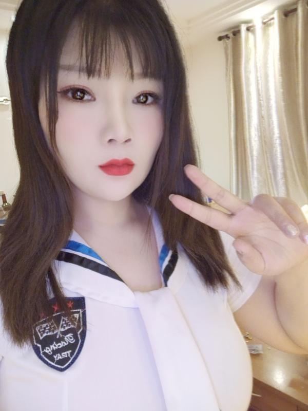 巨乳小辣椒 第2张