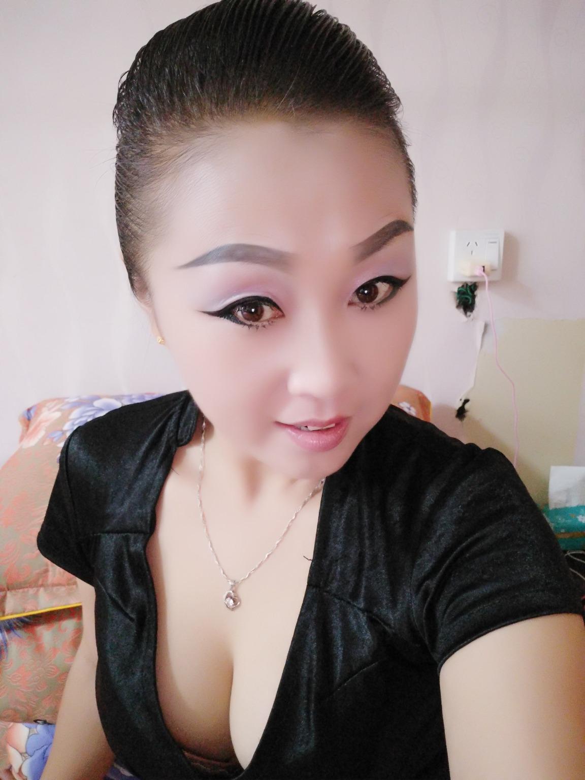 龙华区激情小少妇,刚离婚来海口,真实刺激 第2张