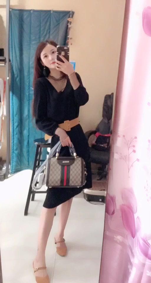 一个玩到极致的骚妹，让你会想到底是你玩她，还是她玩你 第2张