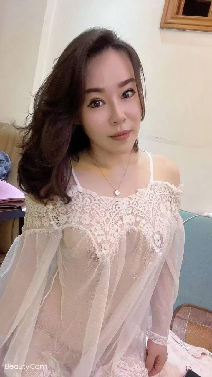 口活很棒,叫的骚,一晚上都不够啊 第3张