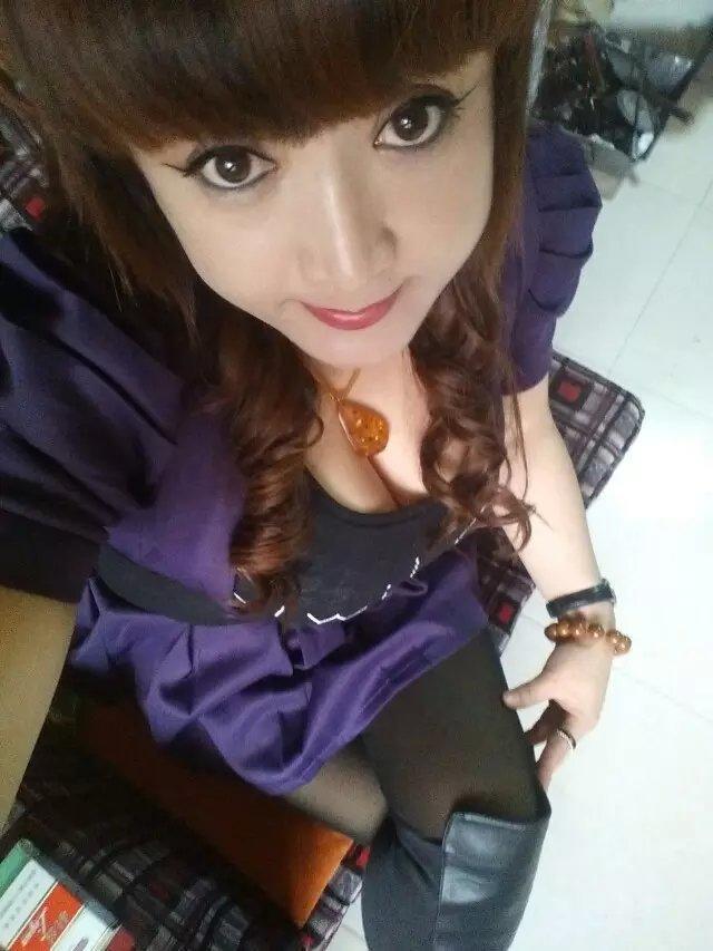 G奶熟女，活好 第2张