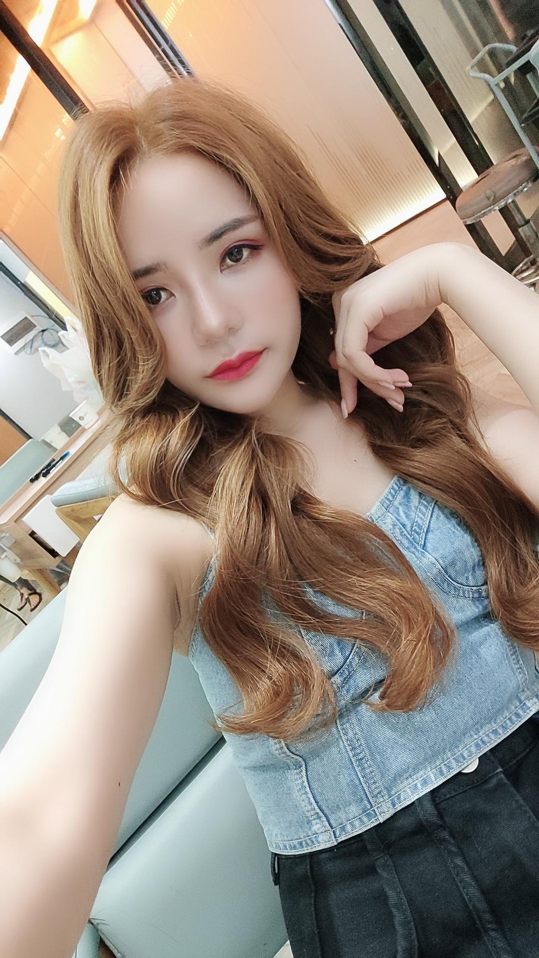 红谷滩干小妹崽洛儿,小鸟依人款 第2张
