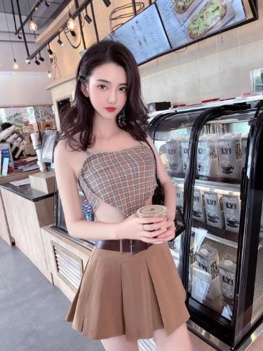 新疆妹肤白个高大长腿 第7张