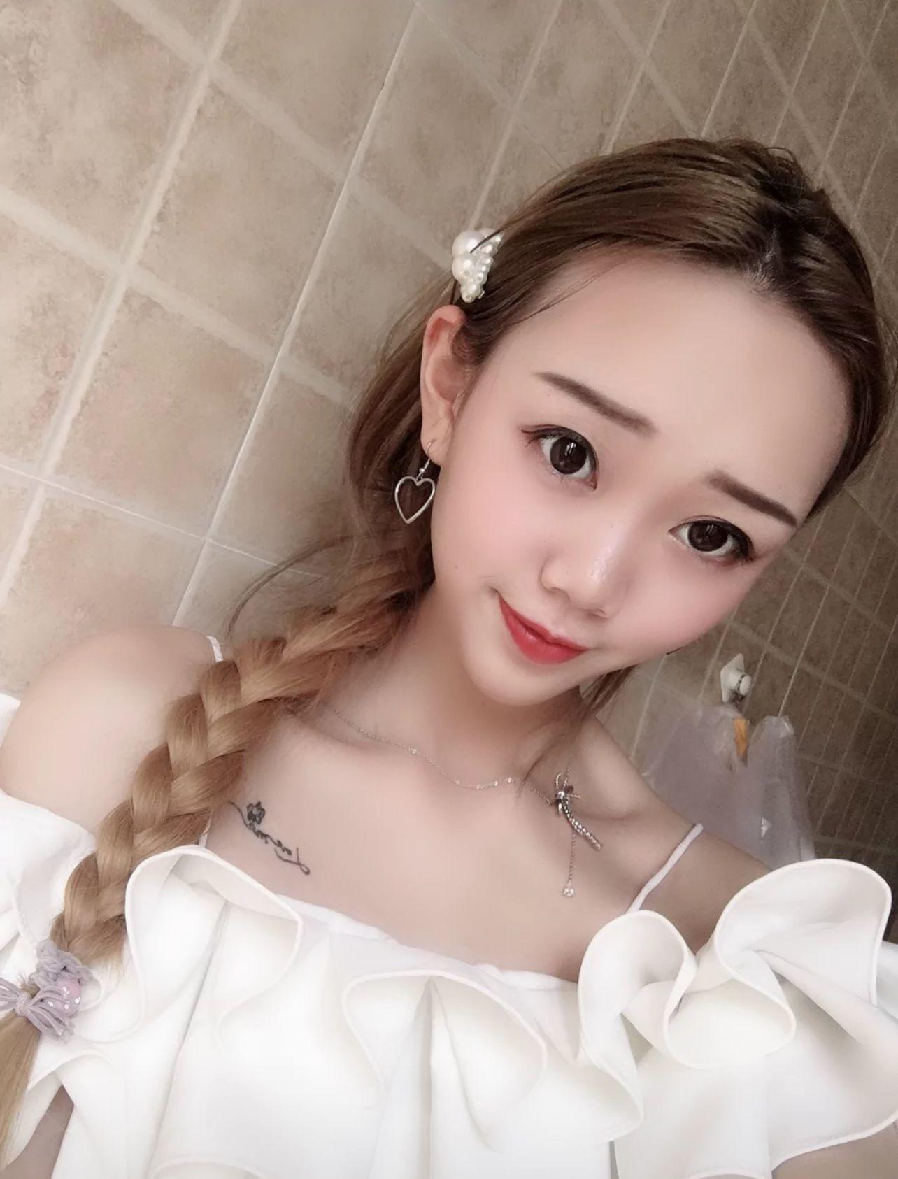 推荐历下馨儿，舒服体验，可以解锁很多姿势 第4张