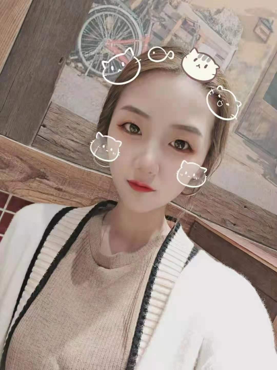娇小可爱型妹子 第3张