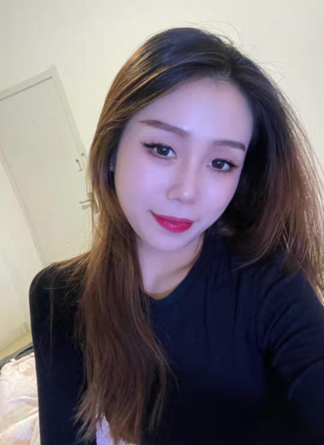 清纯漂亮年轻小姐姐 第1张