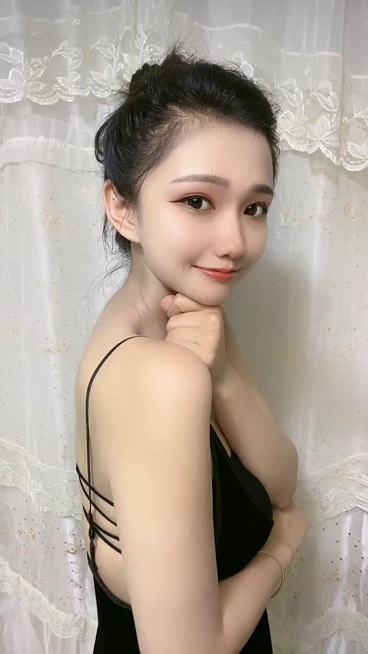 模特美美你真美你真大 第3张