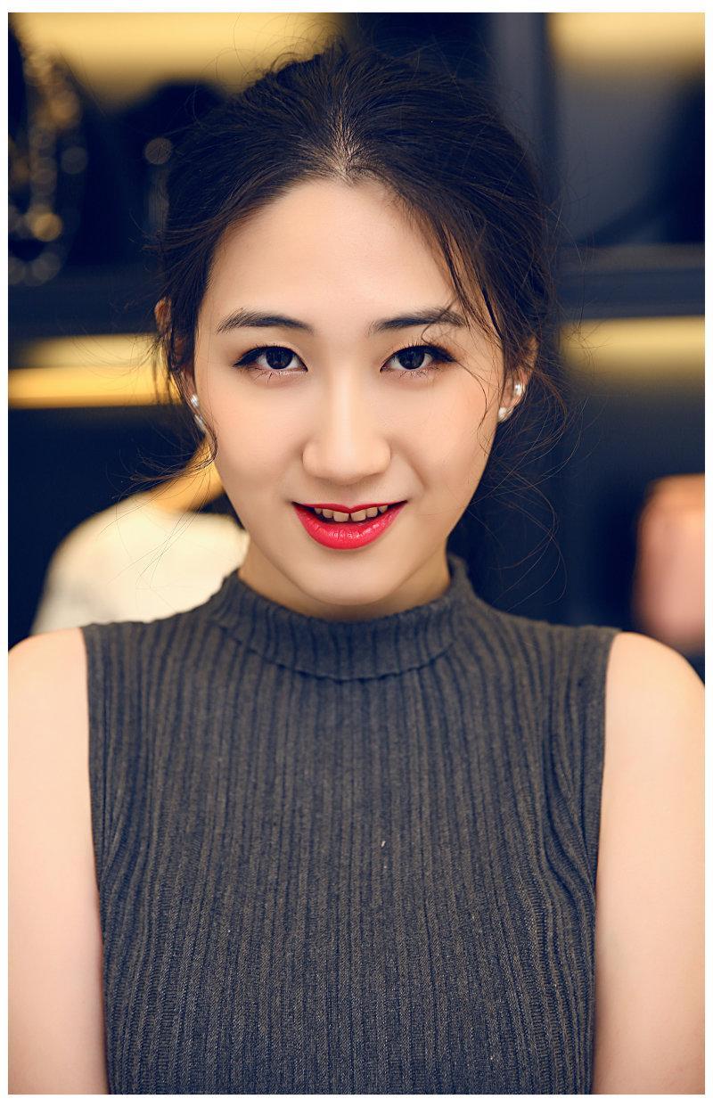 大连高挑配合美女 第1张