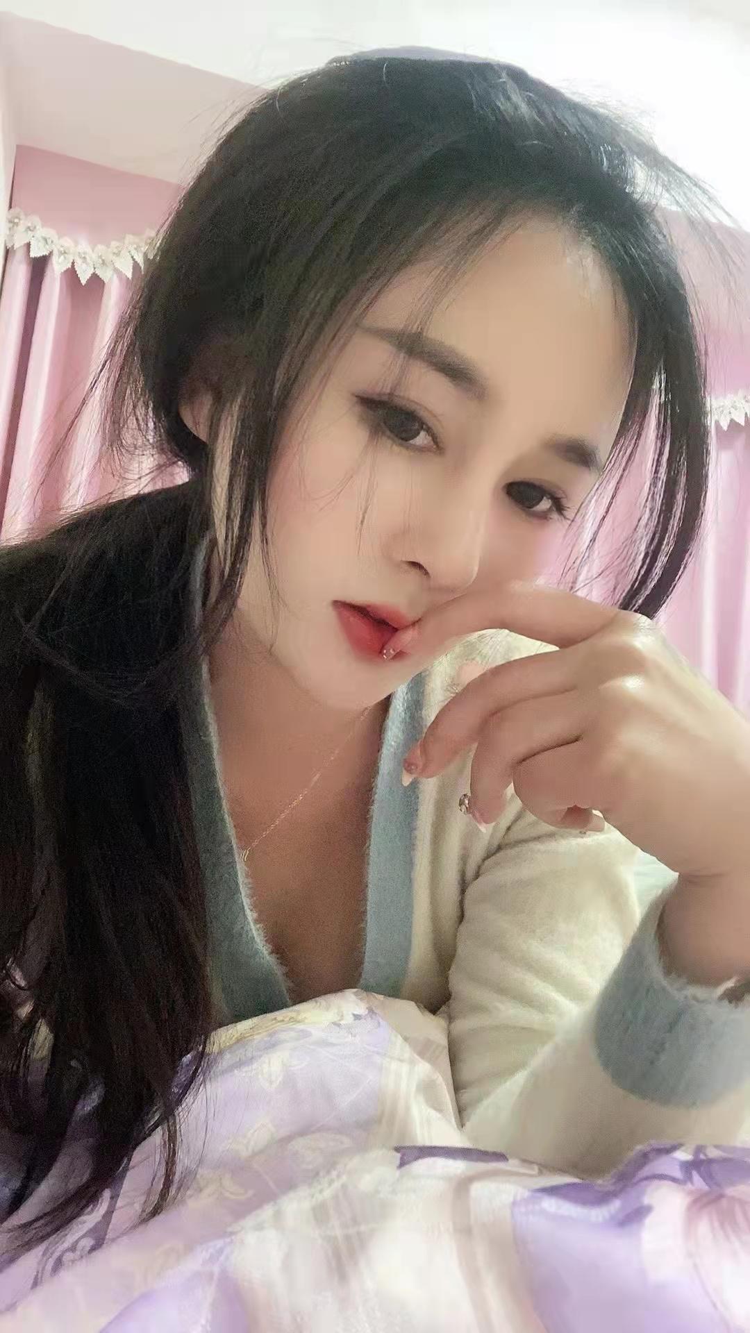 终于遇到了一个邻家味的女孩 第1张
