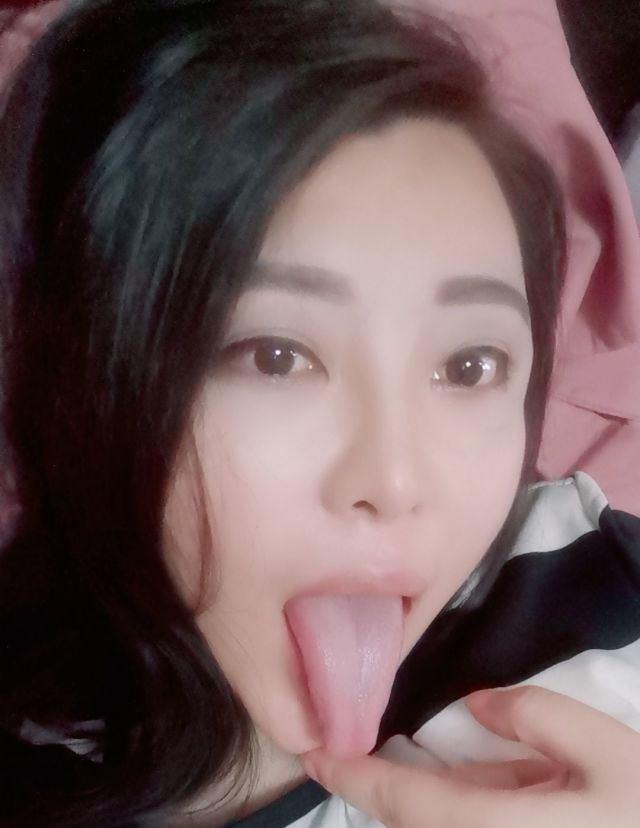 丰乳丰臀的骚货 第1张