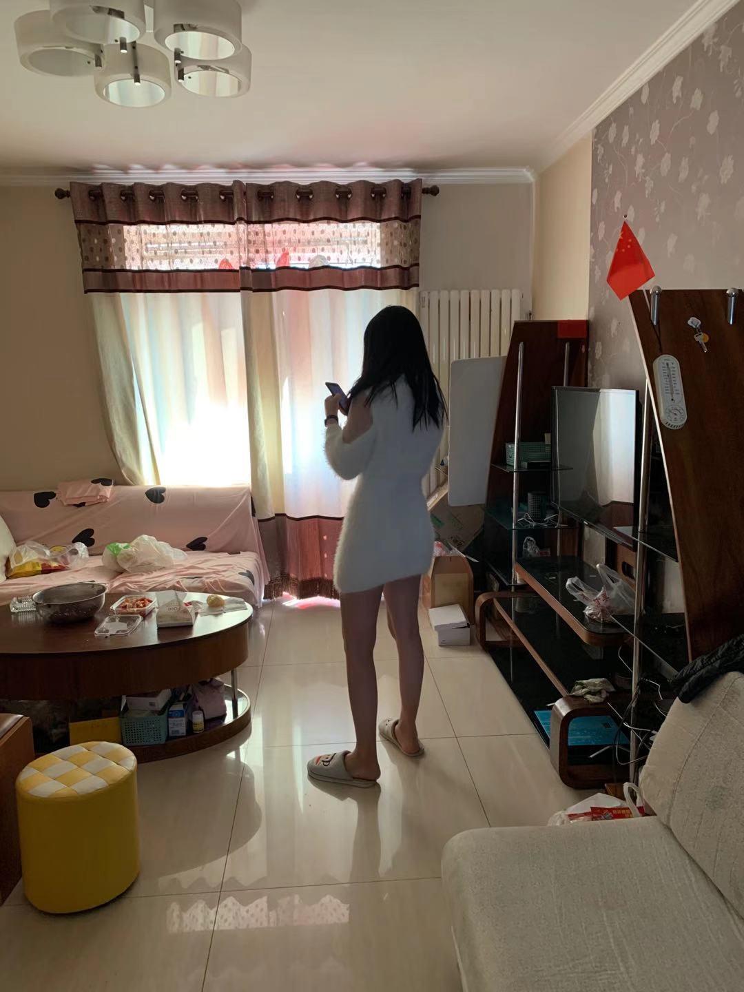 立水桥的寒冬和温暖，年轻可爱的虎牙小妹子 第4张