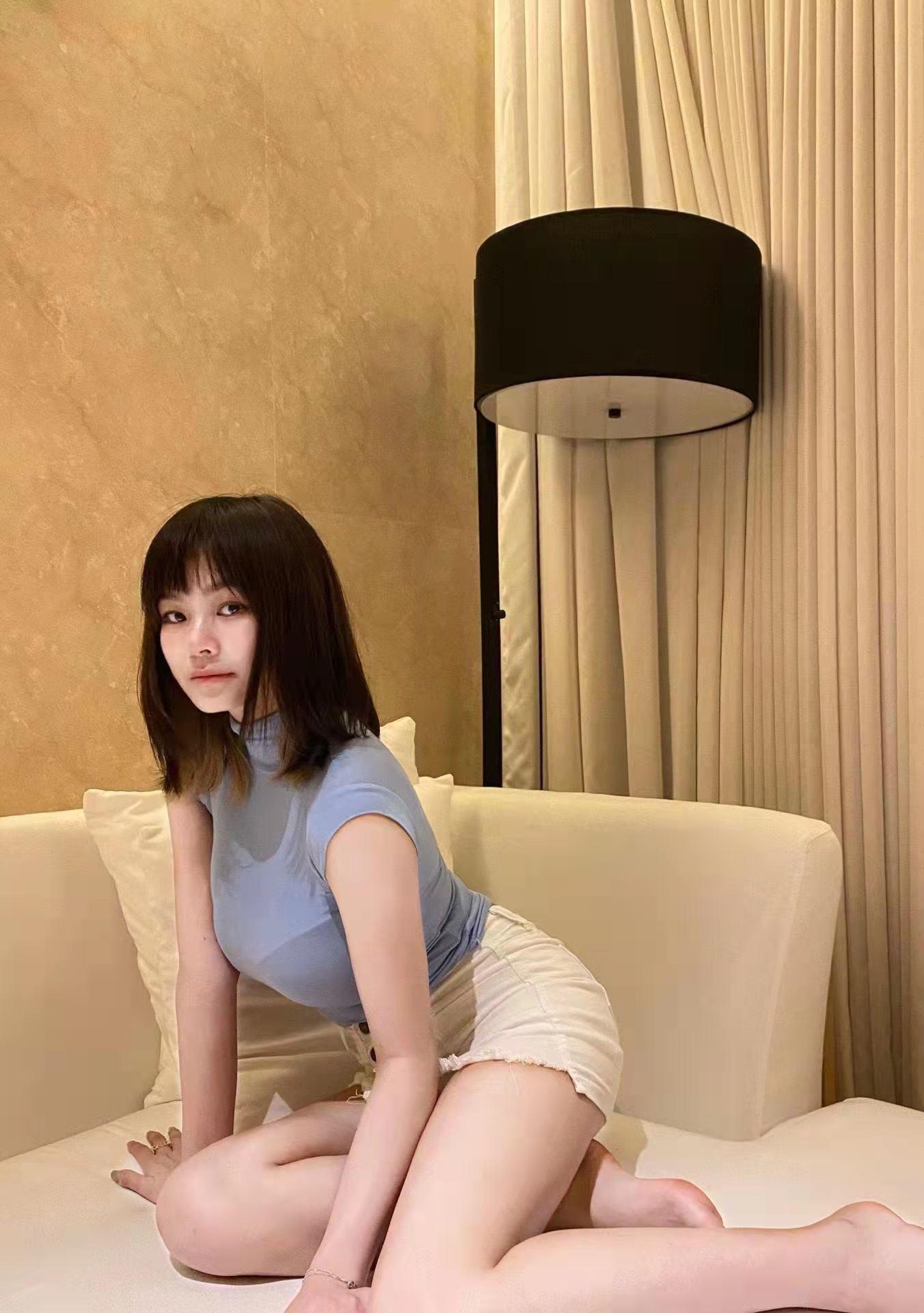 酒后验证普陀的一个短发妹子，感觉不错 第3张