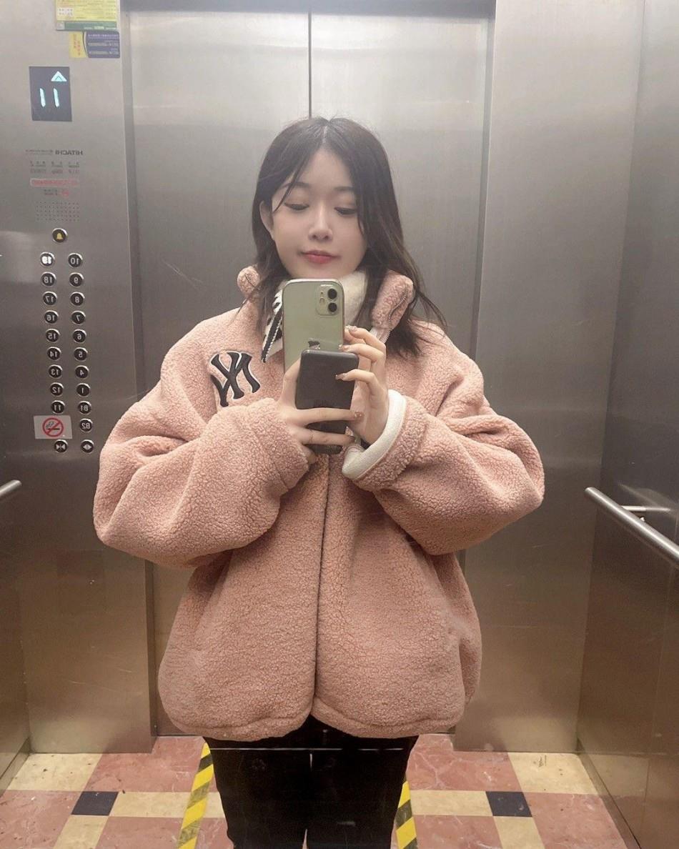 烟台芝罘区约啪萝莉妹子，颜值中上吧 第1张