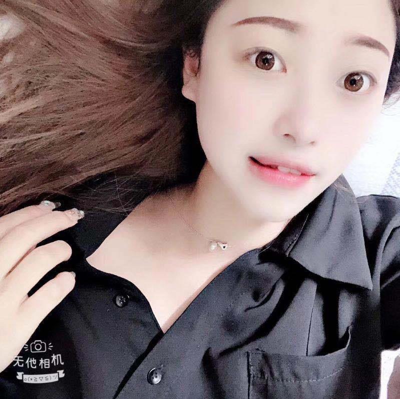 酒后约的妹儿服务还不错 第1张