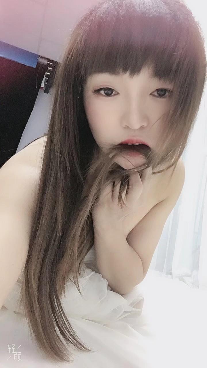 亲自体验,性感热情好身材丝袜诱惑宝安妹子 第1张
