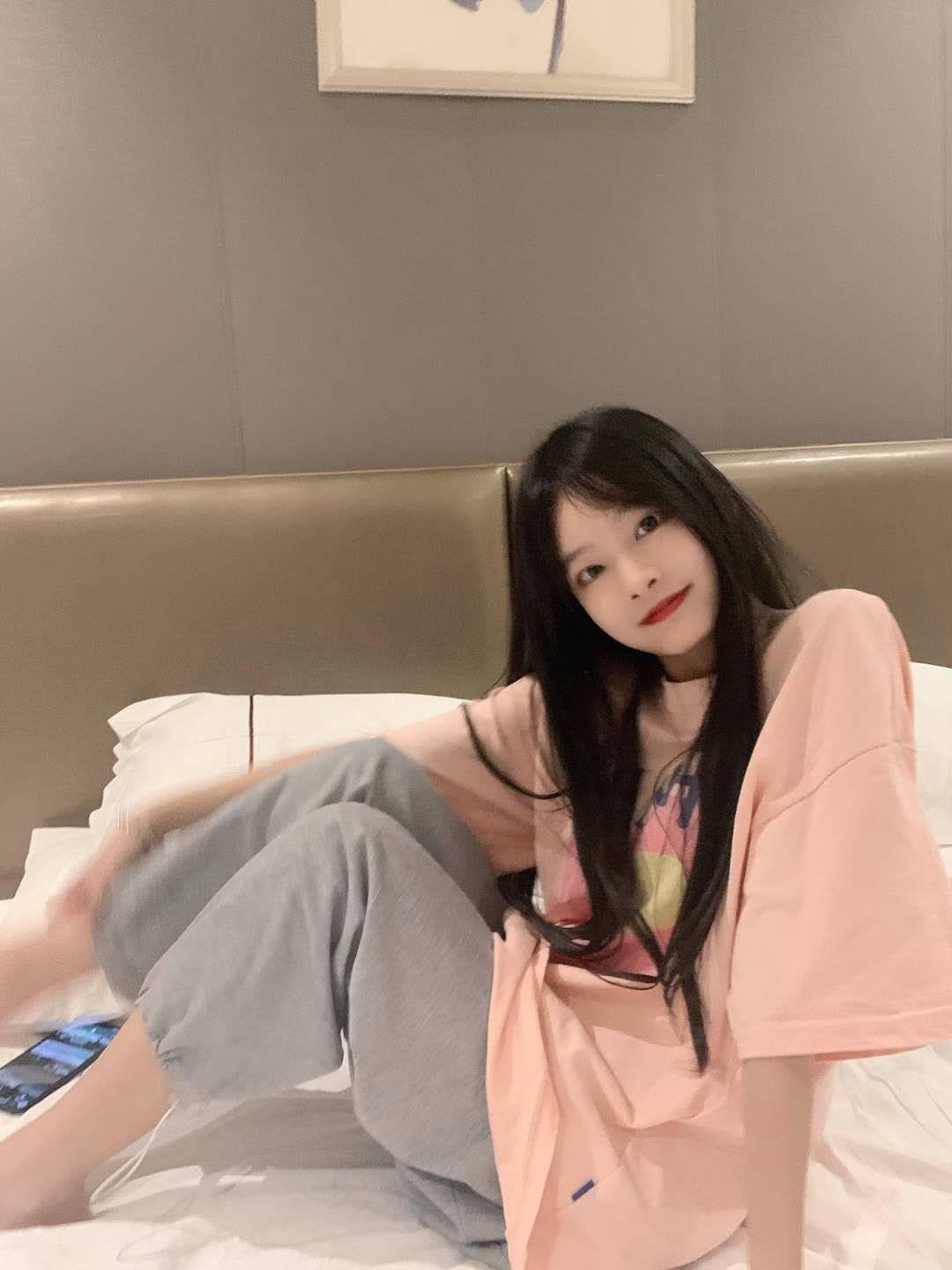 三点粉兼职妹妹紧紧 第3张